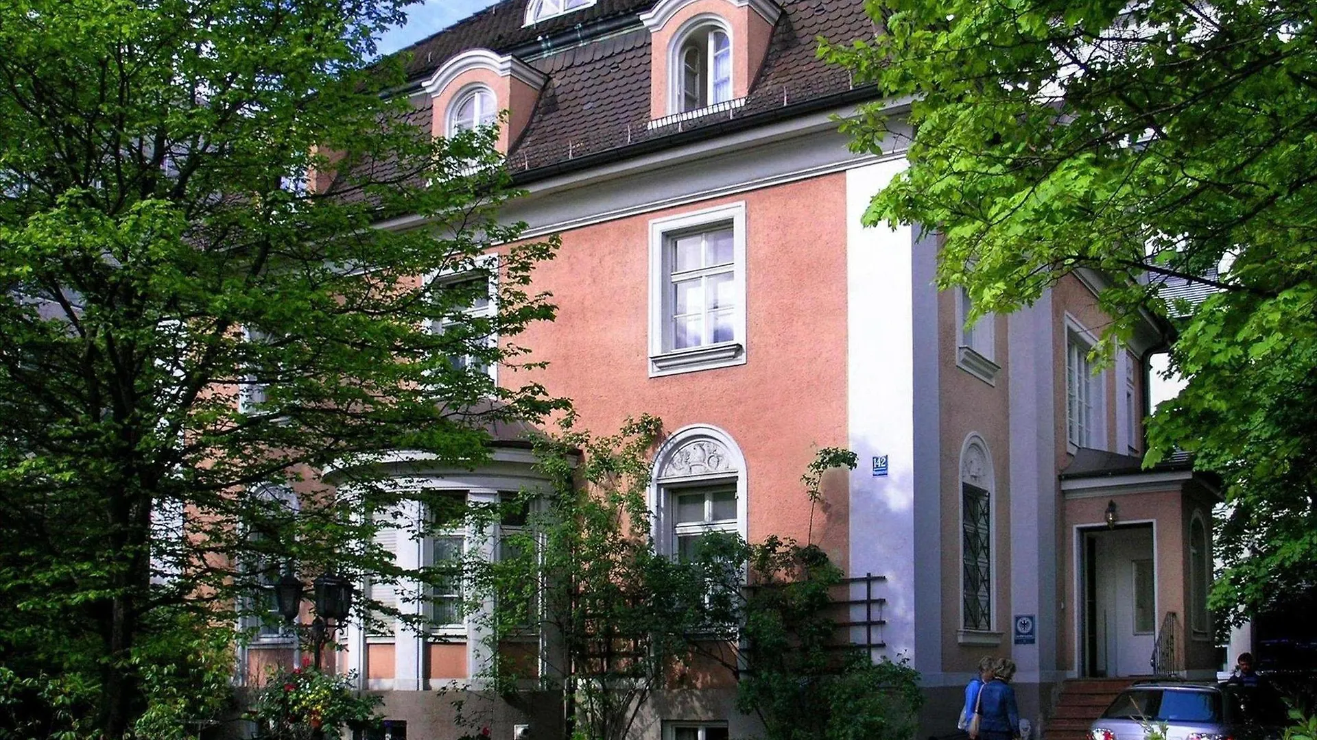 Hotel Galleria Munich 3*,  Germany
